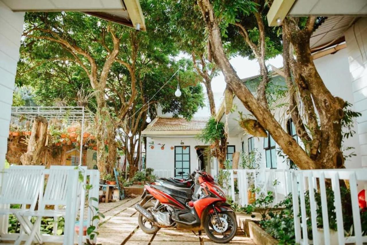 Homestay Vuon Nhan Pleiku Extérieur photo