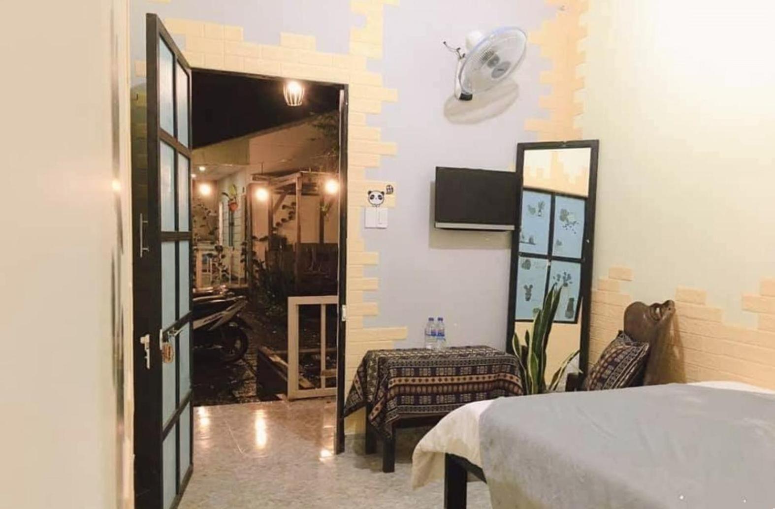 Homestay Vuon Nhan Pleiku Extérieur photo